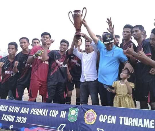 Meluangkan Waktu Sore Hingga Meraih Juara Lewat Sepak Bola