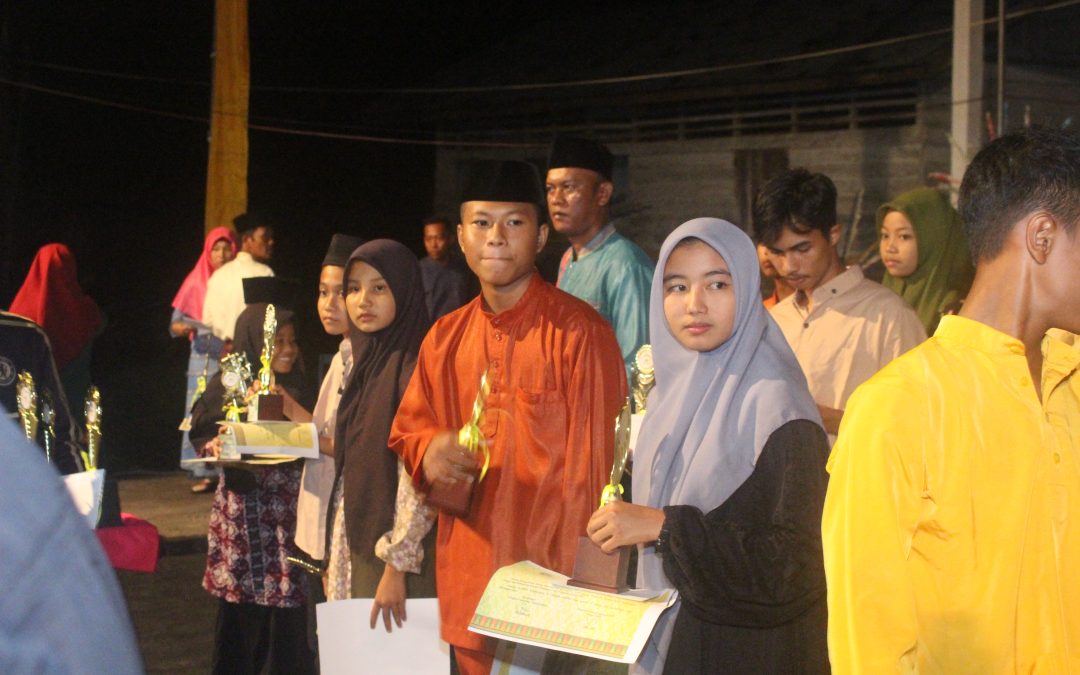 Peserta Utusan Dari Kampung Tanjung Kuras Dalam Mengikuti MTQ Ke-XXII Tingkat Kecamatan Sungai Apit dikampung Mengkapan